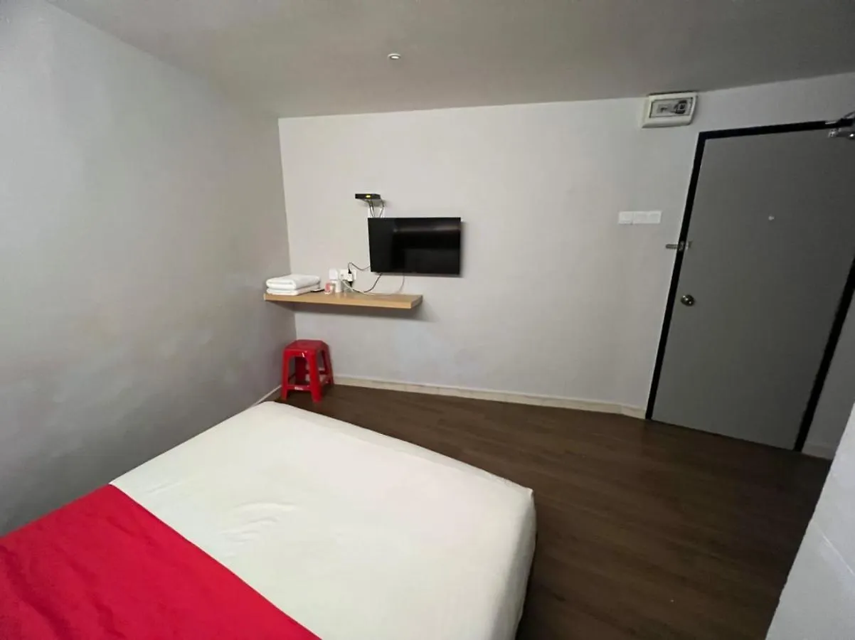 Aromas Hotel Bayu Puteri Johor Bahru 2*,
