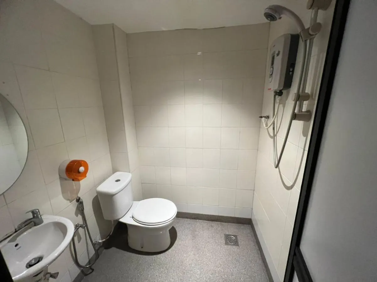 Aromas Hotel Bayu Puteri Johor Bahru 2*,  Malezya